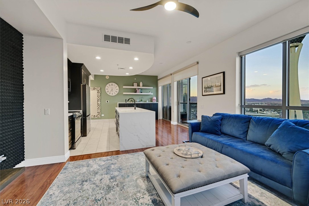 200 West Sahara Avenue 3308 Las Vegas NV 89102