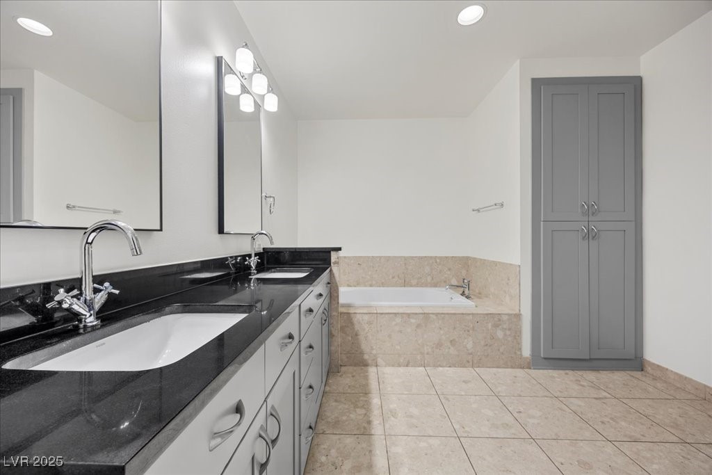 4575 Dean Martin Drive 3009 Las Vegas NV 89103