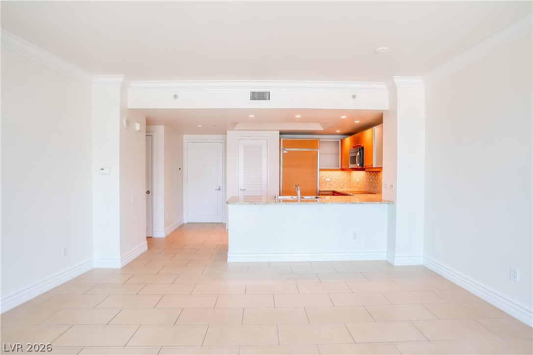222 Karen Avenue 2506 Las Vegas NV 89109