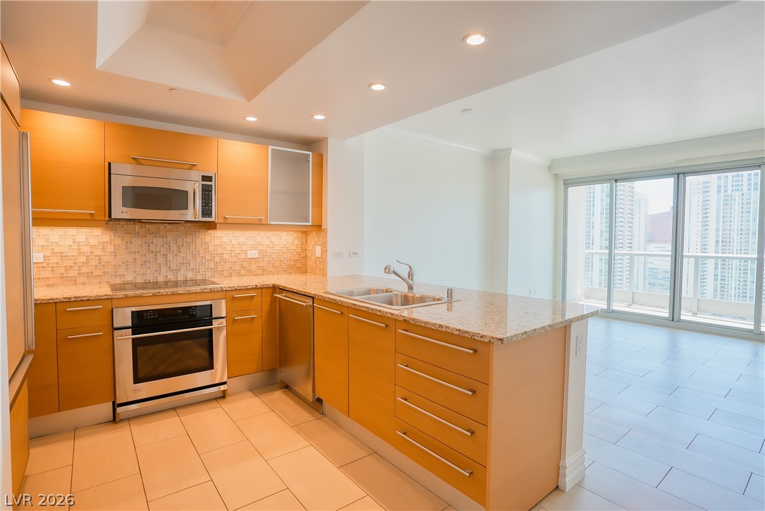 222 Karen Avenue 2506 Las Vegas NV 89109
