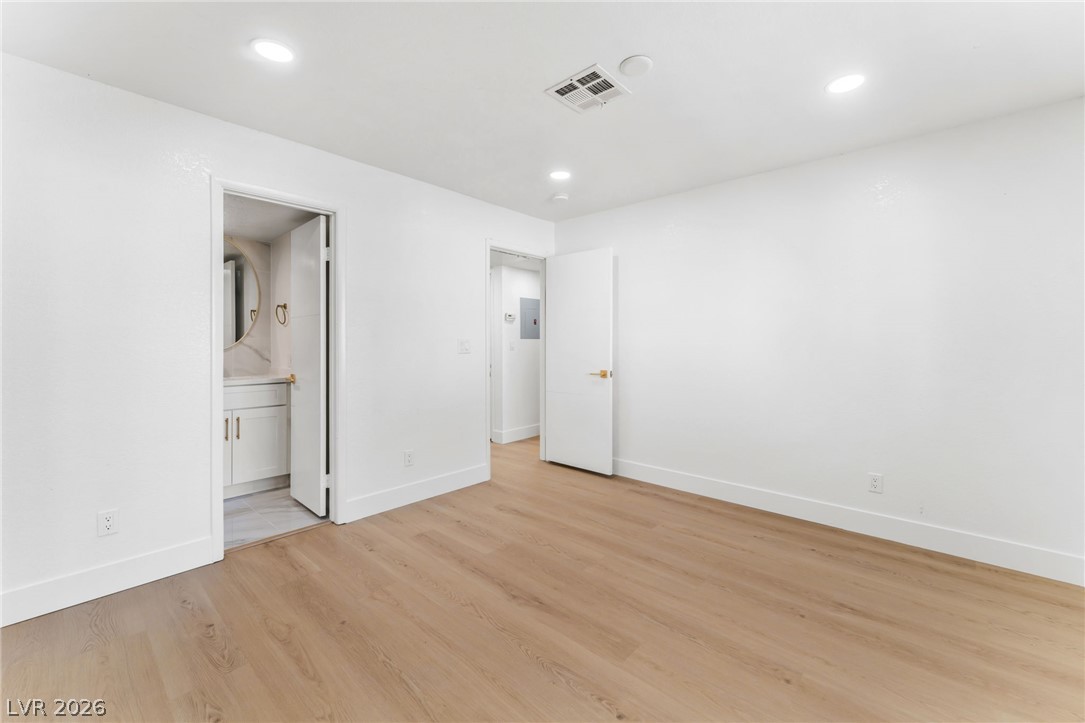 1017 Falconhead Lane 102 Las Vegas NV 89128