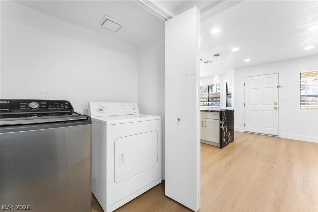 1017 Falconhead Lane 102 Las Vegas NV 89128
