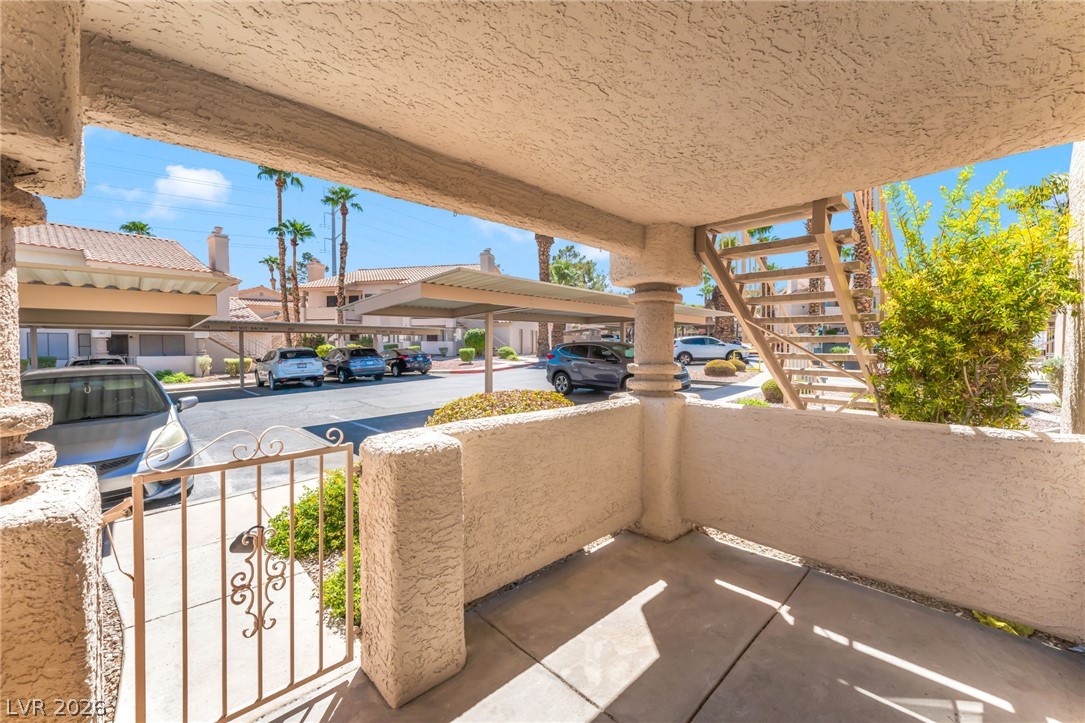 1017 Falconhead Lane 102 Las Vegas NV 89128