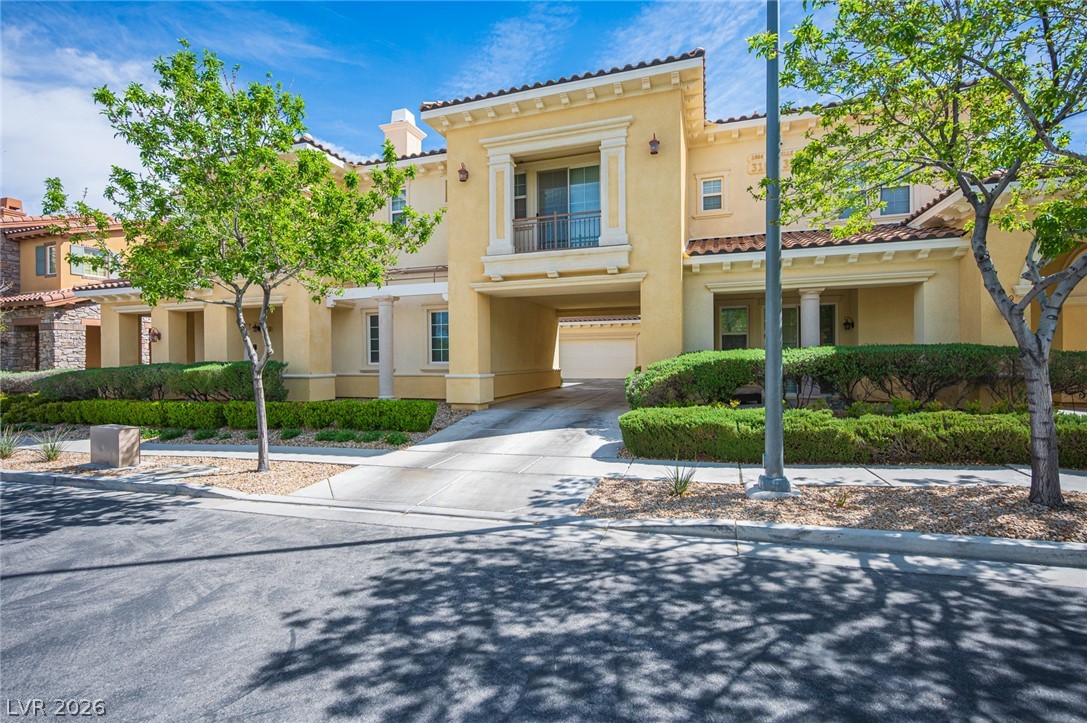 1866 Via Delle Arti 3102 Henderson NV 89044