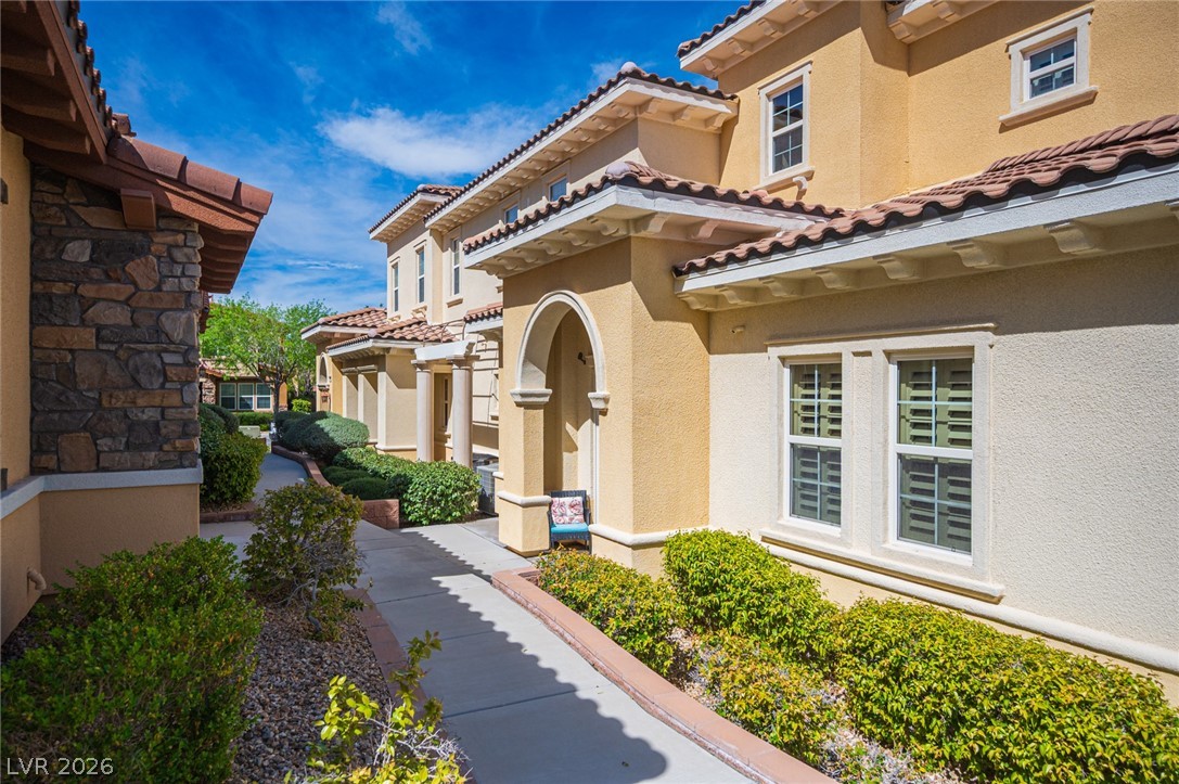1866 Via Delle Arti 3102 Henderson NV 89044