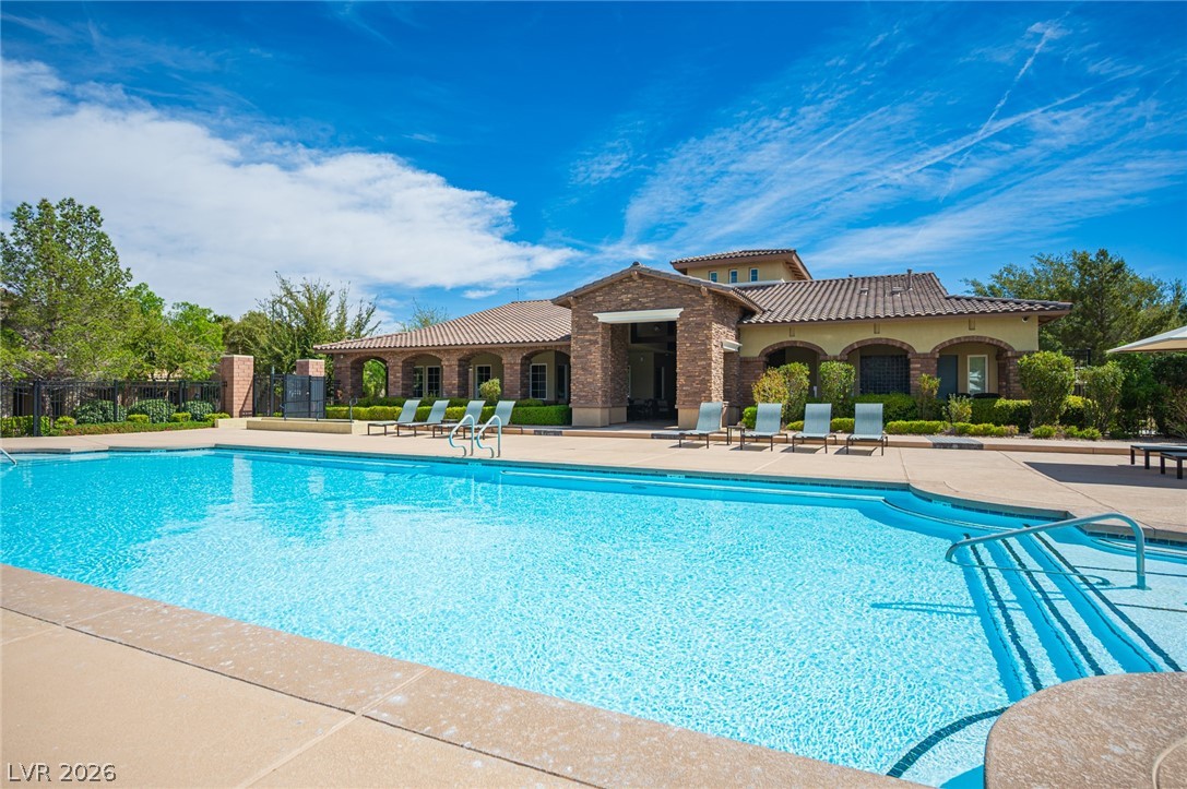 1866 Via Delle Arti 3102 Henderson NV 89044