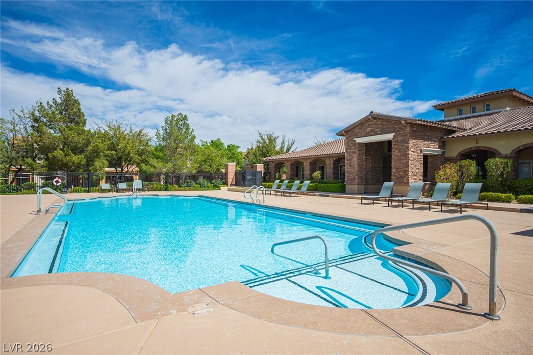 1866 Via Delle Arti 3102 Henderson NV 89044