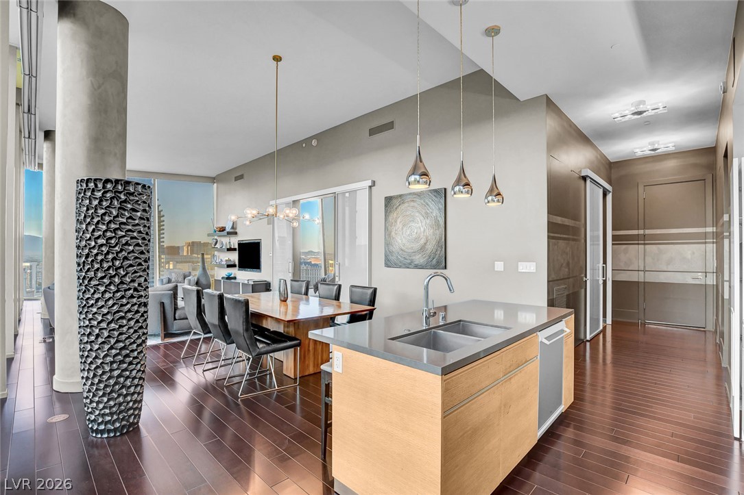 3722 South Las Vegas Boulevard 3603 Las Vegas NV 89158