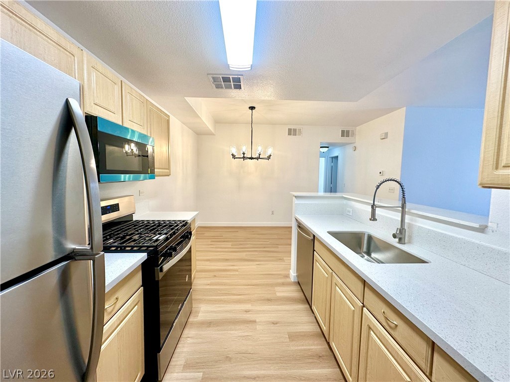 8250 North Grand Canyon Drive 2026 Las Vegas NV 89166
