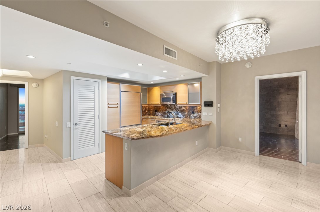 322 Karen Avenue 4202 Las Vegas NV 89109