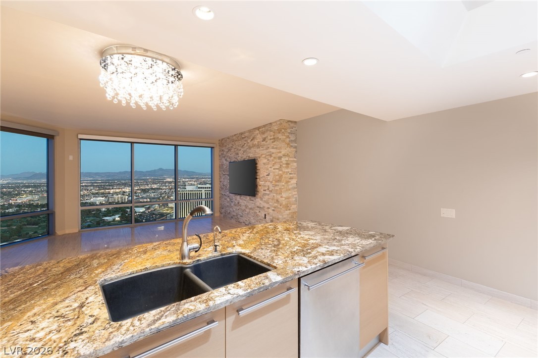 322 Karen Avenue 4202 Las Vegas NV 89109