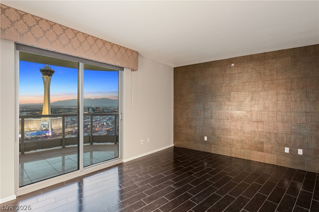 322 Karen Avenue 4202 Las Vegas NV 89109