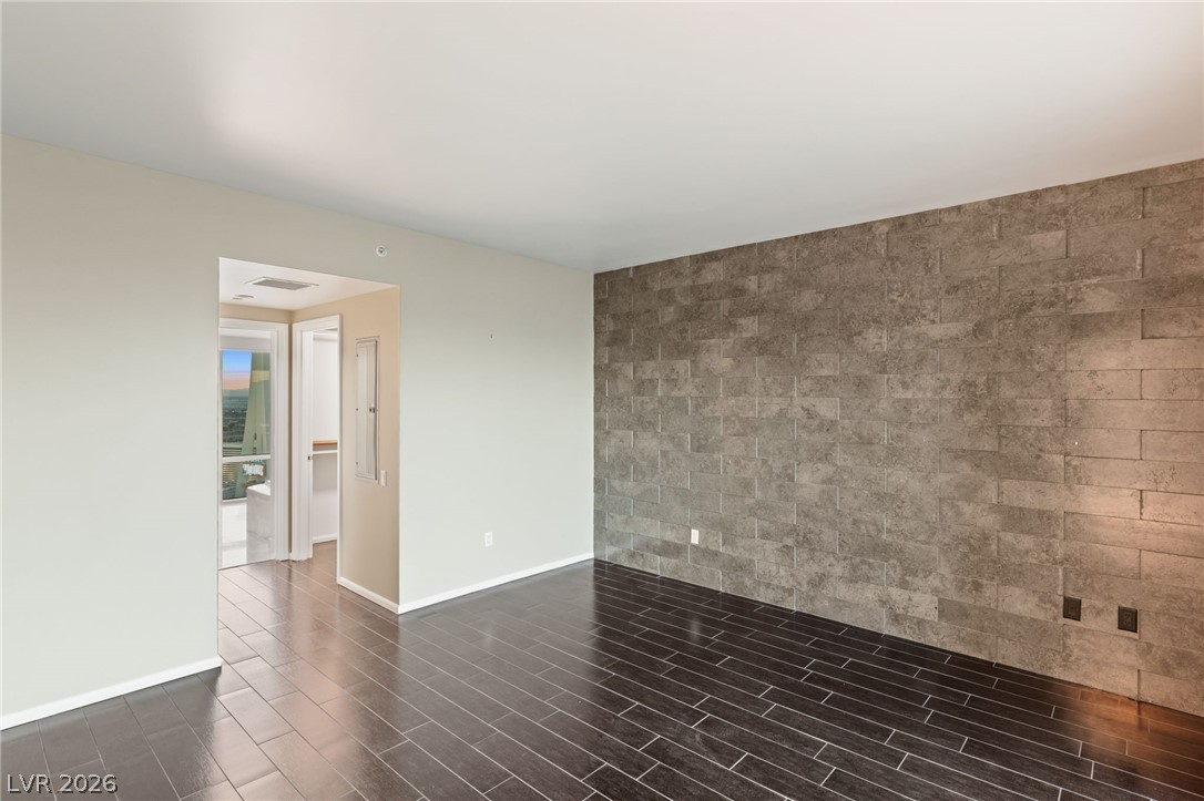322 Karen Avenue 4202 Las Vegas NV 89109
