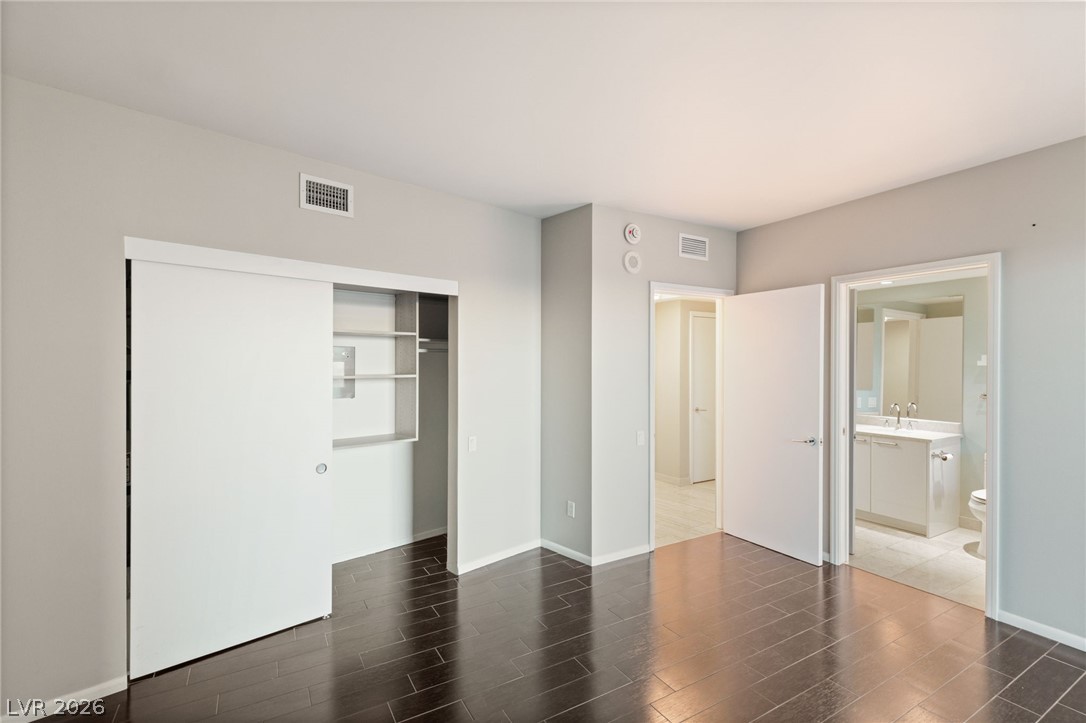 322 Karen Avenue 4202 Las Vegas NV 89109