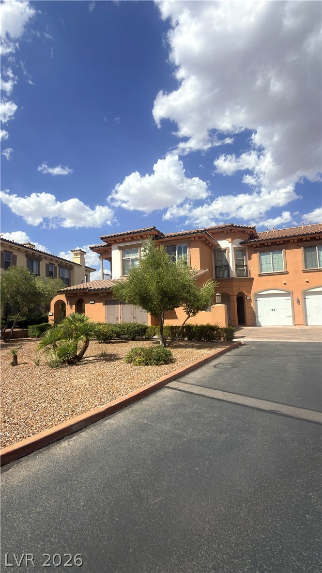 16 Via Visione 201 Henderson NV 89011
