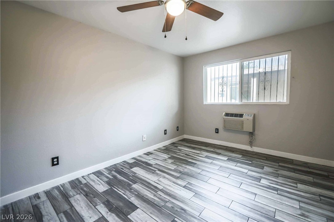 5326 Swenson Street 61 Las Vegas NV 89119