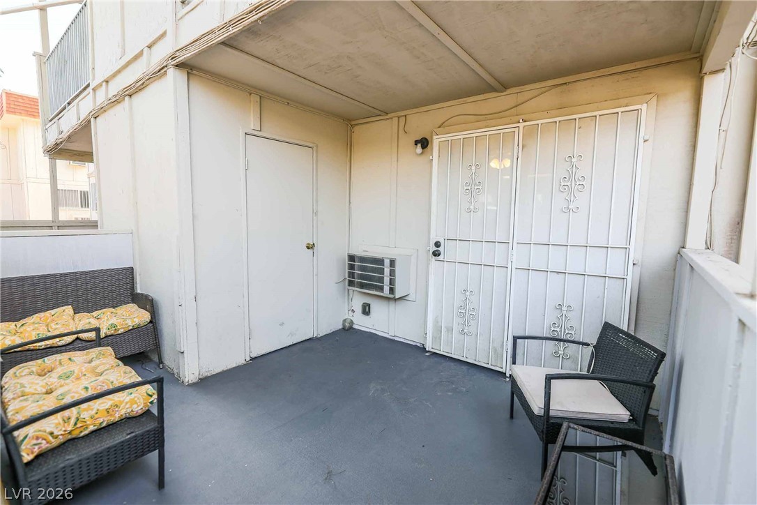 5326 Swenson Street 61 Las Vegas NV 89119