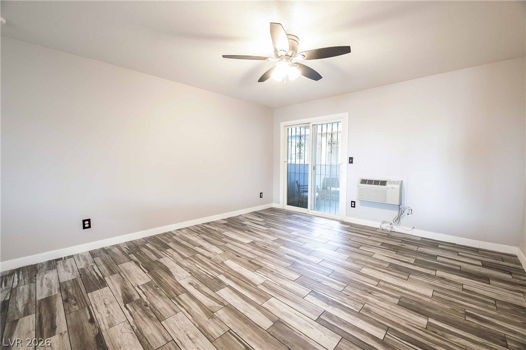 5326 Swenson Street 61 Las Vegas NV 89119