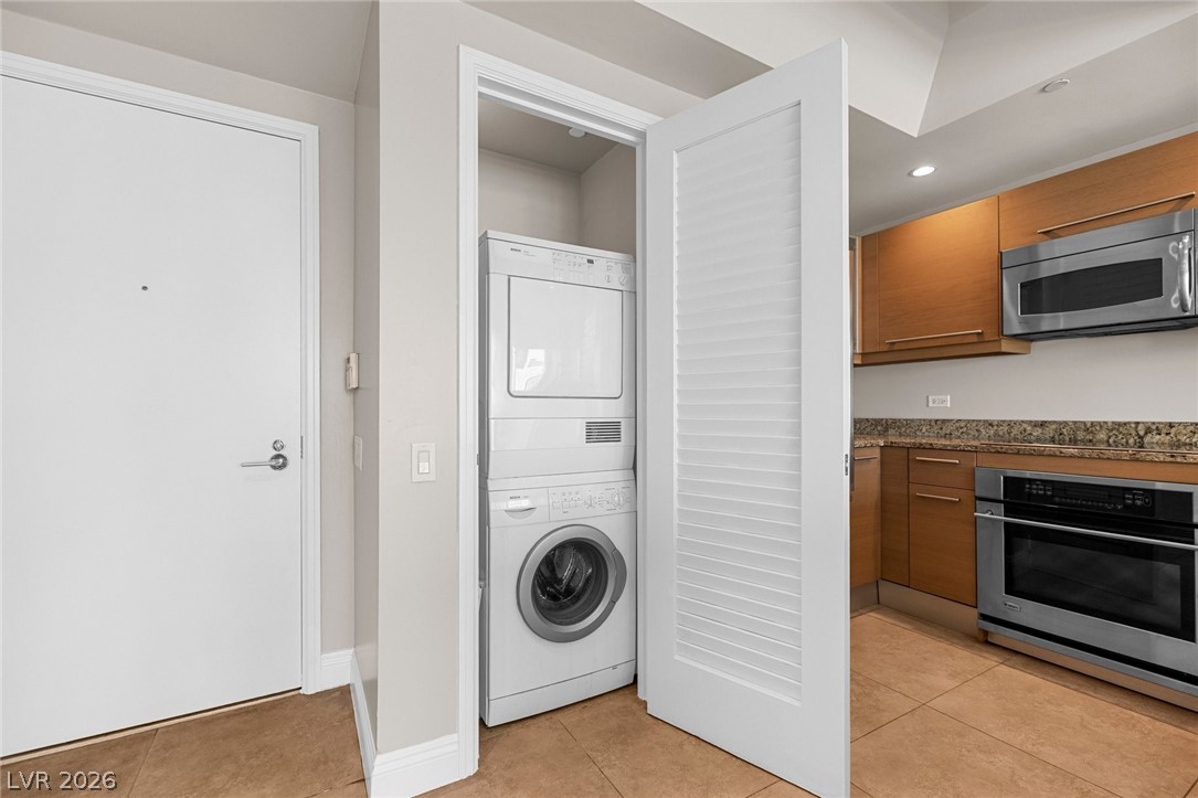 222 Karen Avenue 1506 Las Vegas NV 89109
