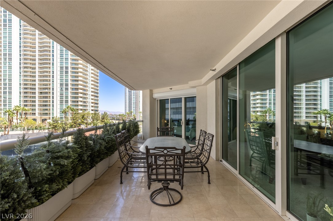 2877 Paradise Road 304 Las Vegas NV 89109