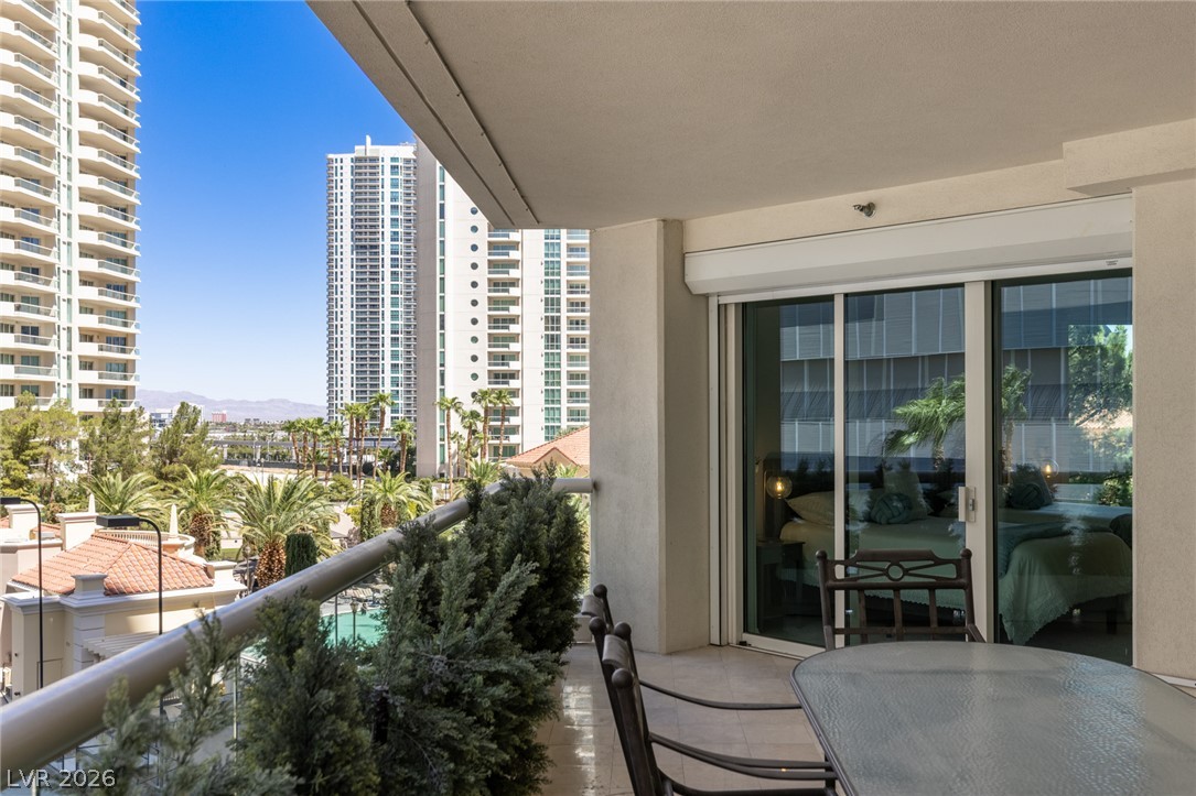 2877 Paradise Road 304 Las Vegas NV 89109