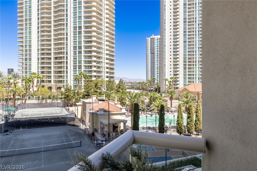 2877 Paradise Road 304 Las Vegas NV 89109