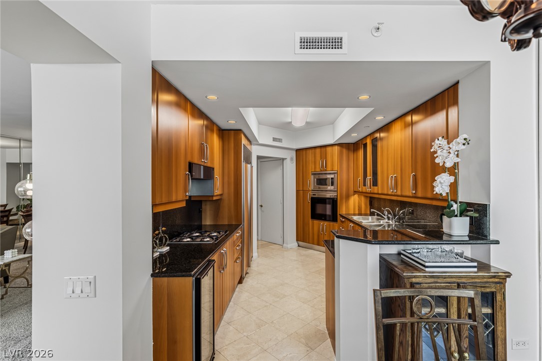 2877 Paradise Road 304 Las Vegas NV 89109