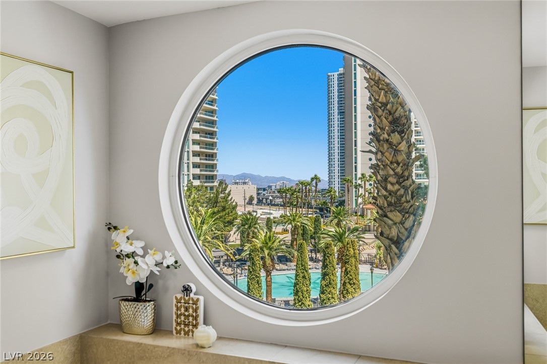 2877 Paradise Road 304 Las Vegas NV 89109