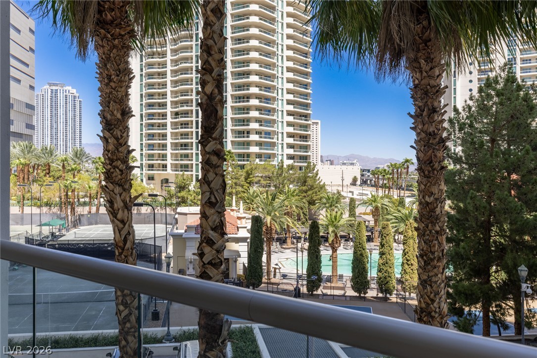 2877 Paradise Road 304 Las Vegas NV 89109