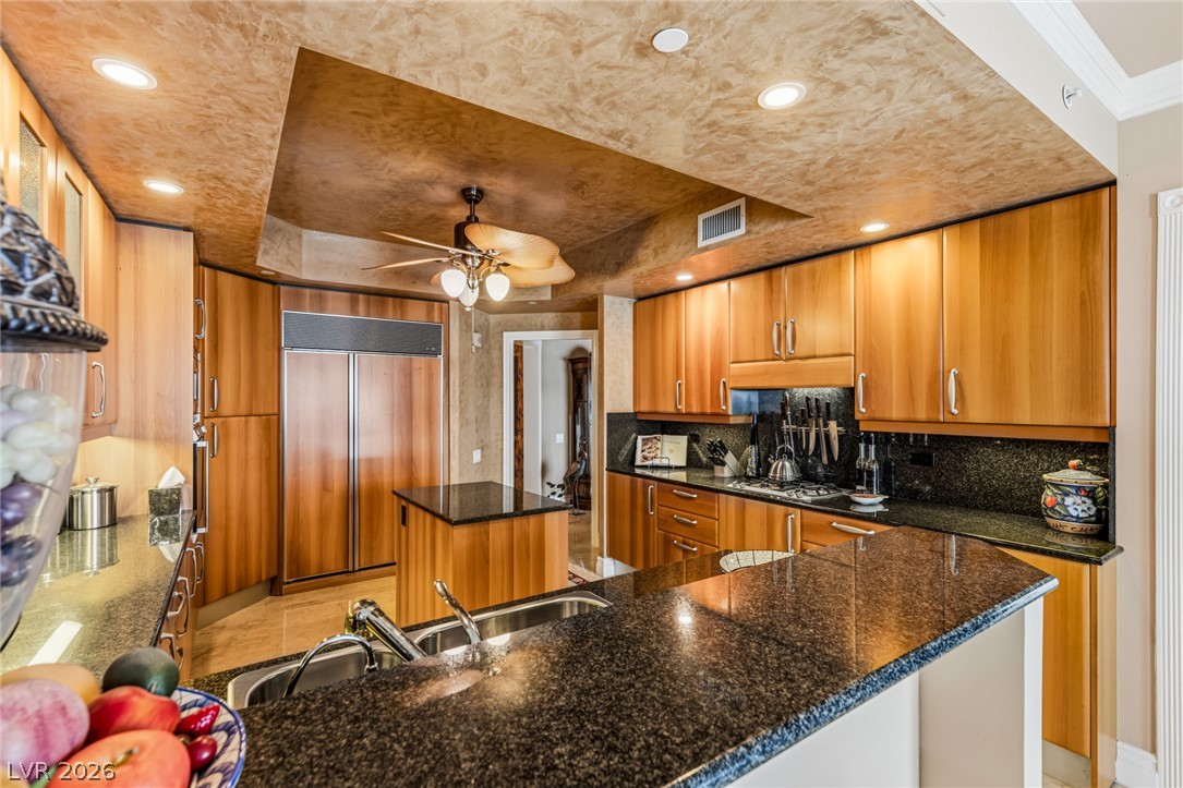 2747 Paradise Road 902 Las Vegas NV 89109