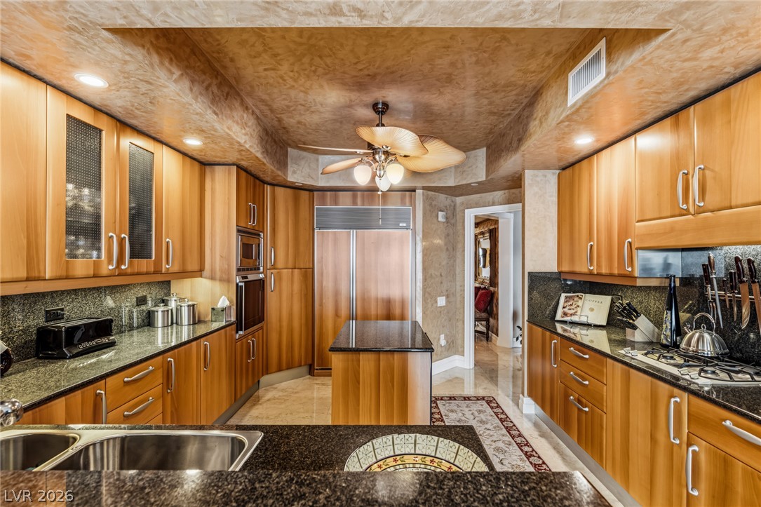 2747 Paradise Road 902 Las Vegas NV 89109