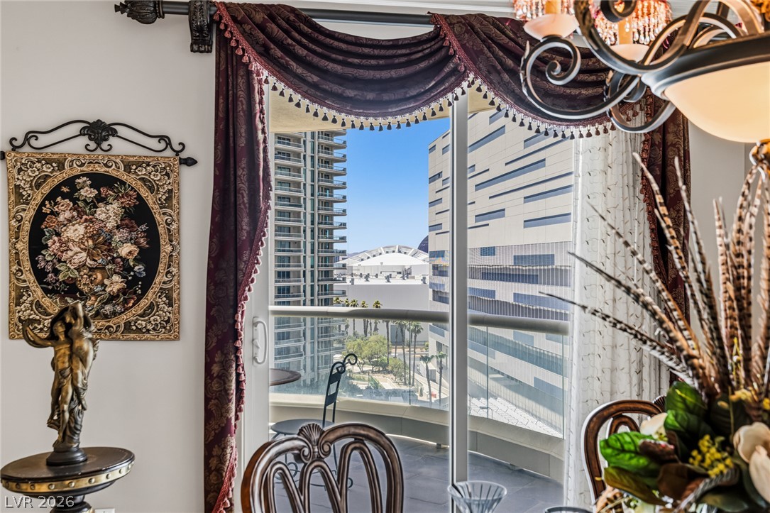 2747 Paradise Road 902 Las Vegas NV 89109