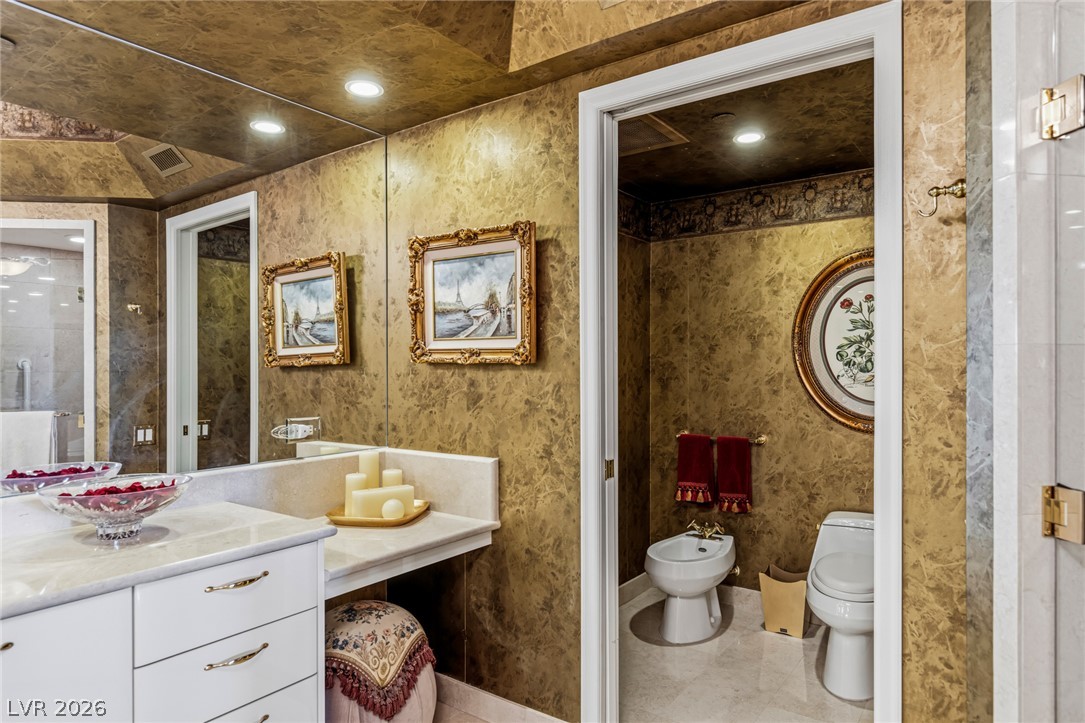 2747 Paradise Road 902 Las Vegas NV 89109