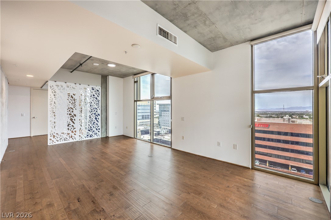 353 East Bonneville Avenue 1104 Las Vegas NV 89101