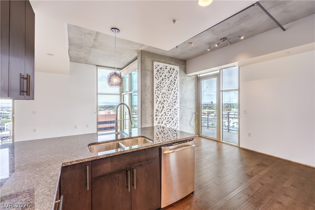 353 East Bonneville Avenue 1104 Las Vegas NV 89101