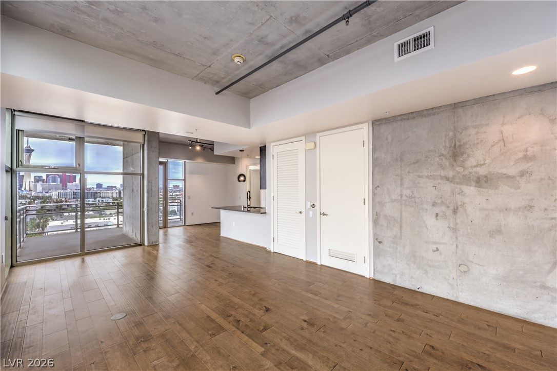 353 East Bonneville Avenue 1104 Las Vegas NV 89101