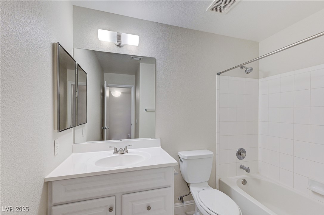 2052 Gravel Hill Street 201 Las Vegas NV 89117