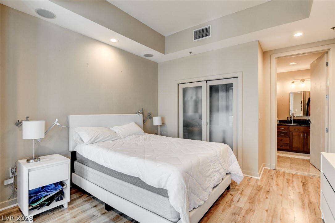 4525 Dean Martin Drive 905 Las Vegas NV 89103