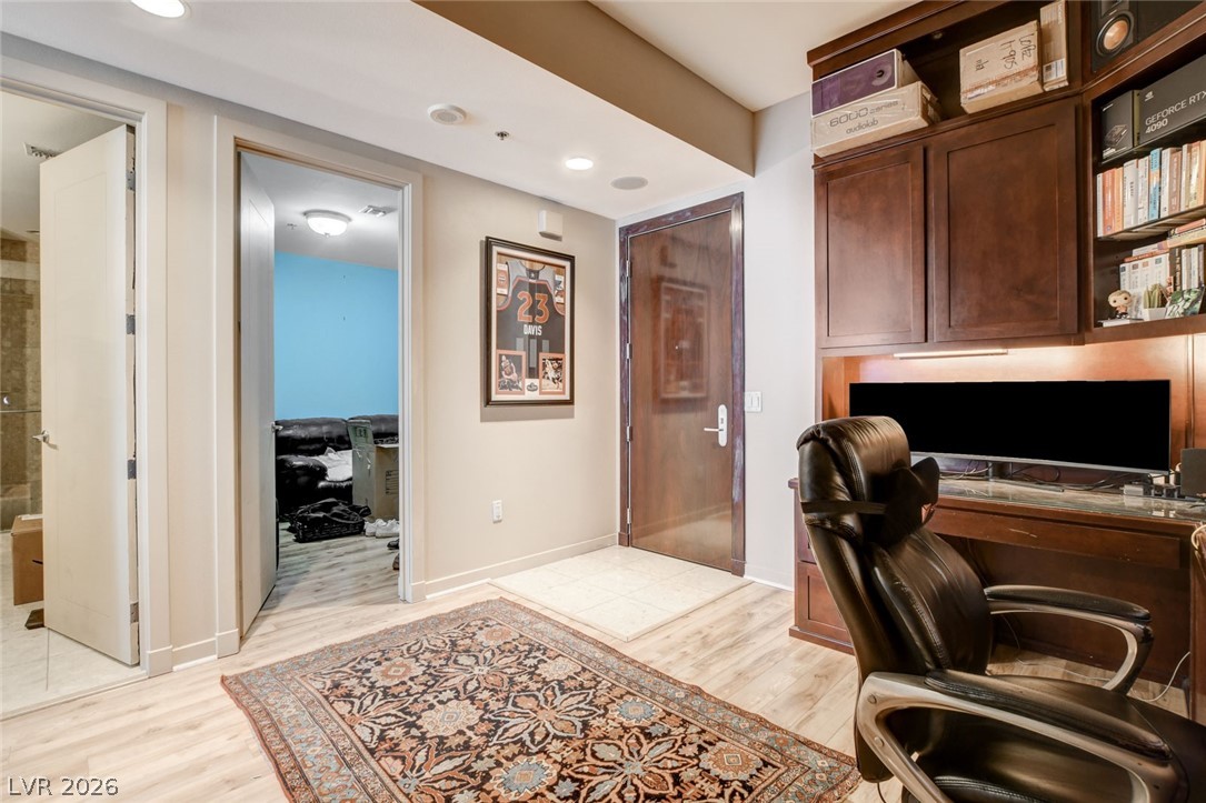 4525 Dean Martin Drive 905 Las Vegas NV 89103