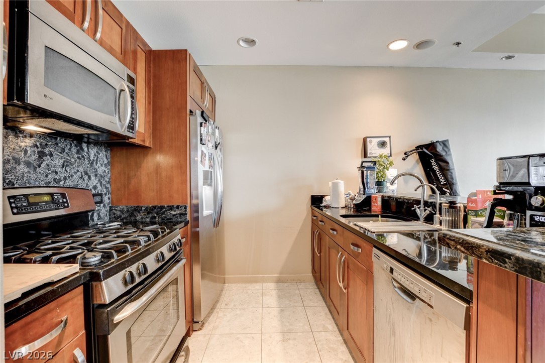 4525 Dean Martin Drive 905 Las Vegas NV 89103