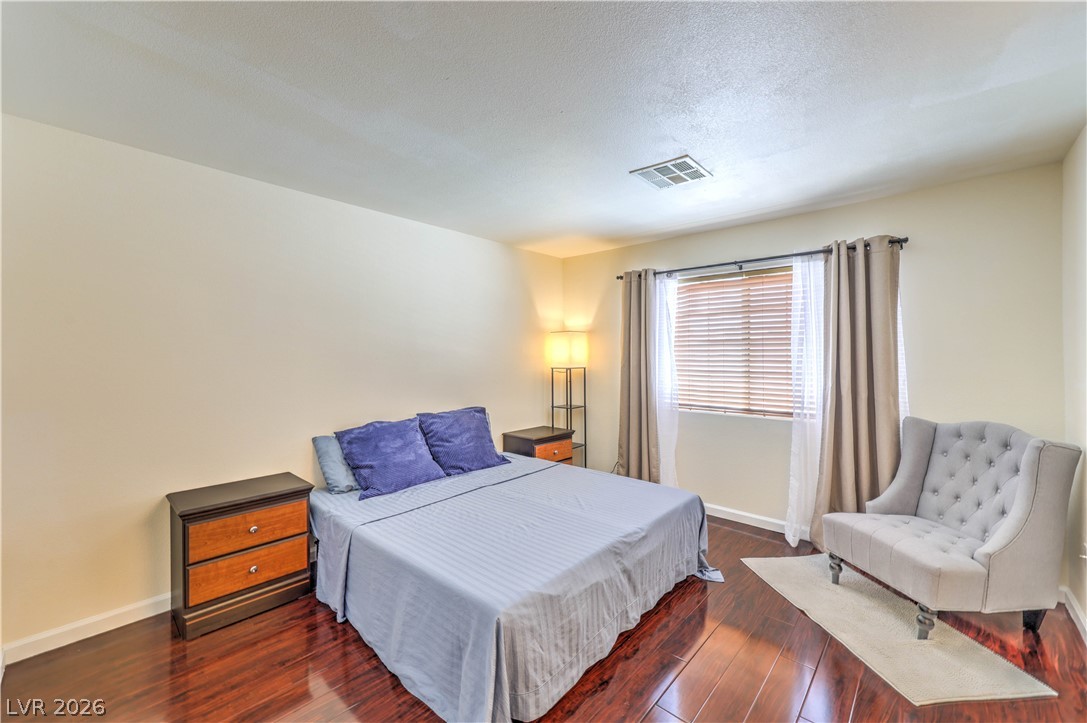 5330 Portavilla Court 203 Las Vegas NV 89122