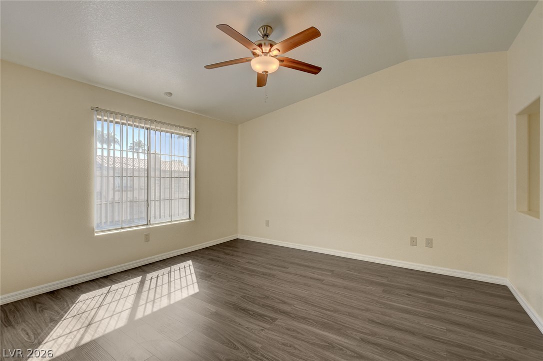 7290 Sheared Cliff Lane 204 Las Vegas NV 89149