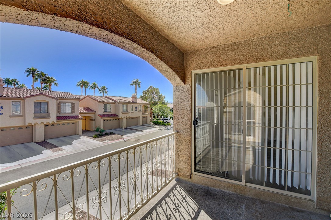 7290 Sheared Cliff Lane 204 Las Vegas NV 89149