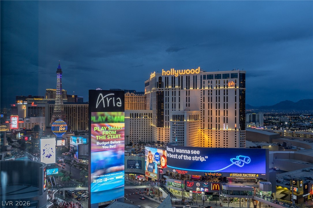 3722 Las Vegas Boulevard 1903 Las Vegas NV 89158