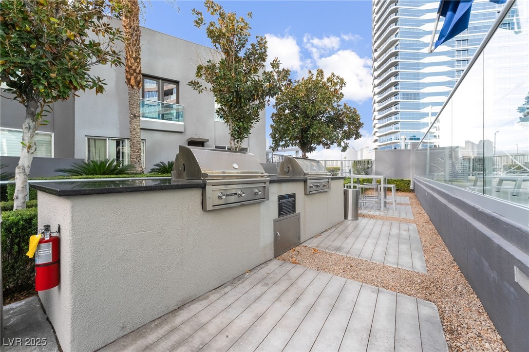 4525 Dean Martin Drive 1103 Las Vegas NV 89103