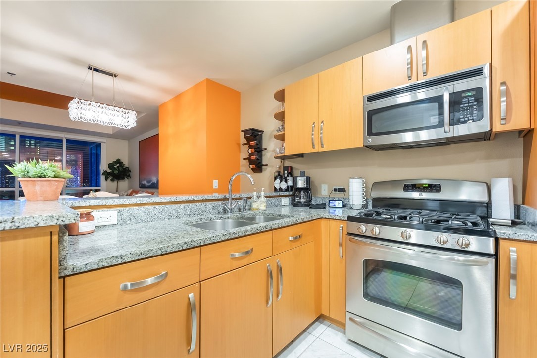 4525 Dean Martin Drive 1103 Las Vegas NV 89103