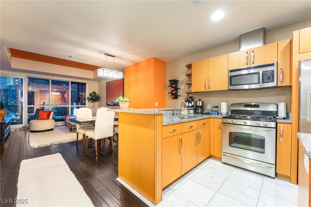 4525 Dean Martin Drive 1103 Las Vegas NV 89103
