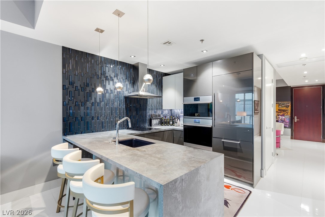 4575 Dean Martin Drive 1805 Las Vegas NV 89103