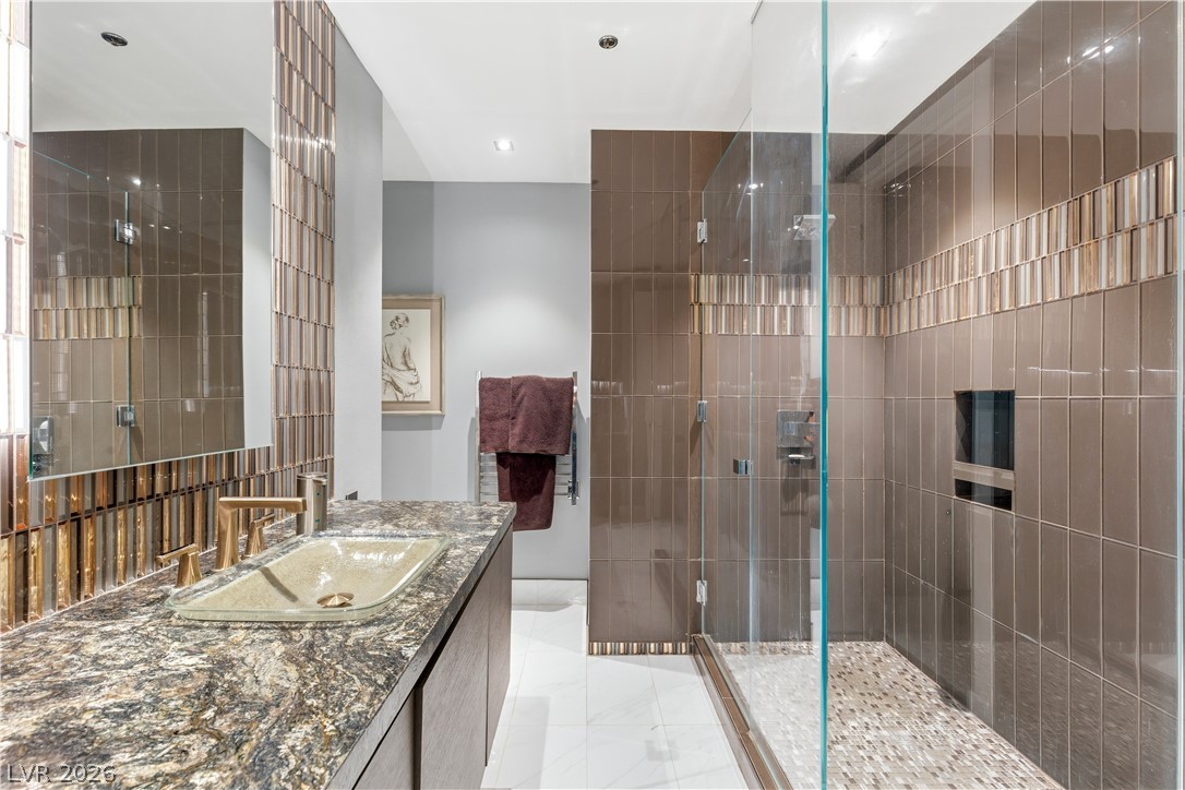 4575 Dean Martin Drive 1805 Las Vegas NV 89103