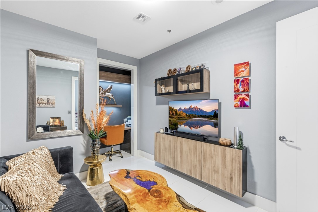 4575 Dean Martin Drive 1805 Las Vegas NV 89103